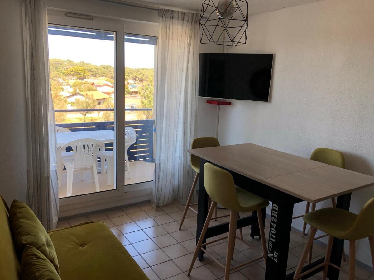 Appartement Climatise Avec Piscine & Mer Bleu Marine Lacanau Exterior photo